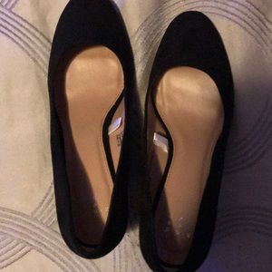 Black wedge faux suede shoes